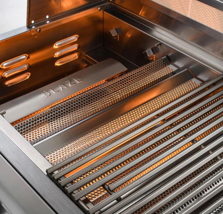 Blaze 5 Burner LTE+ Grill Inside Grates and burners