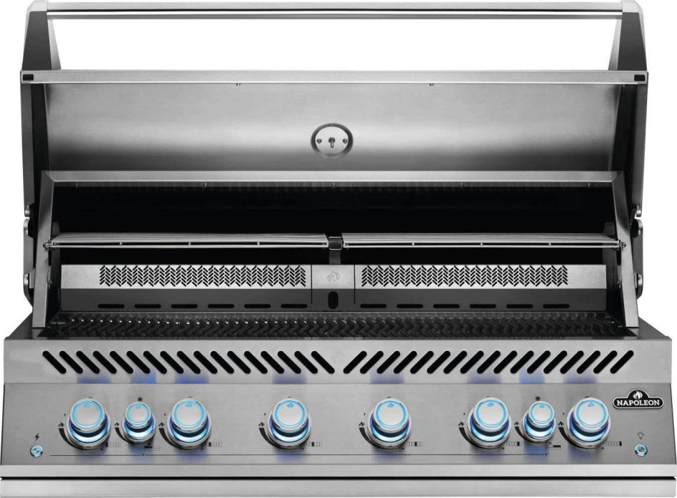 Napoleon 700-Series 44 Inch Built In Grill - Propane