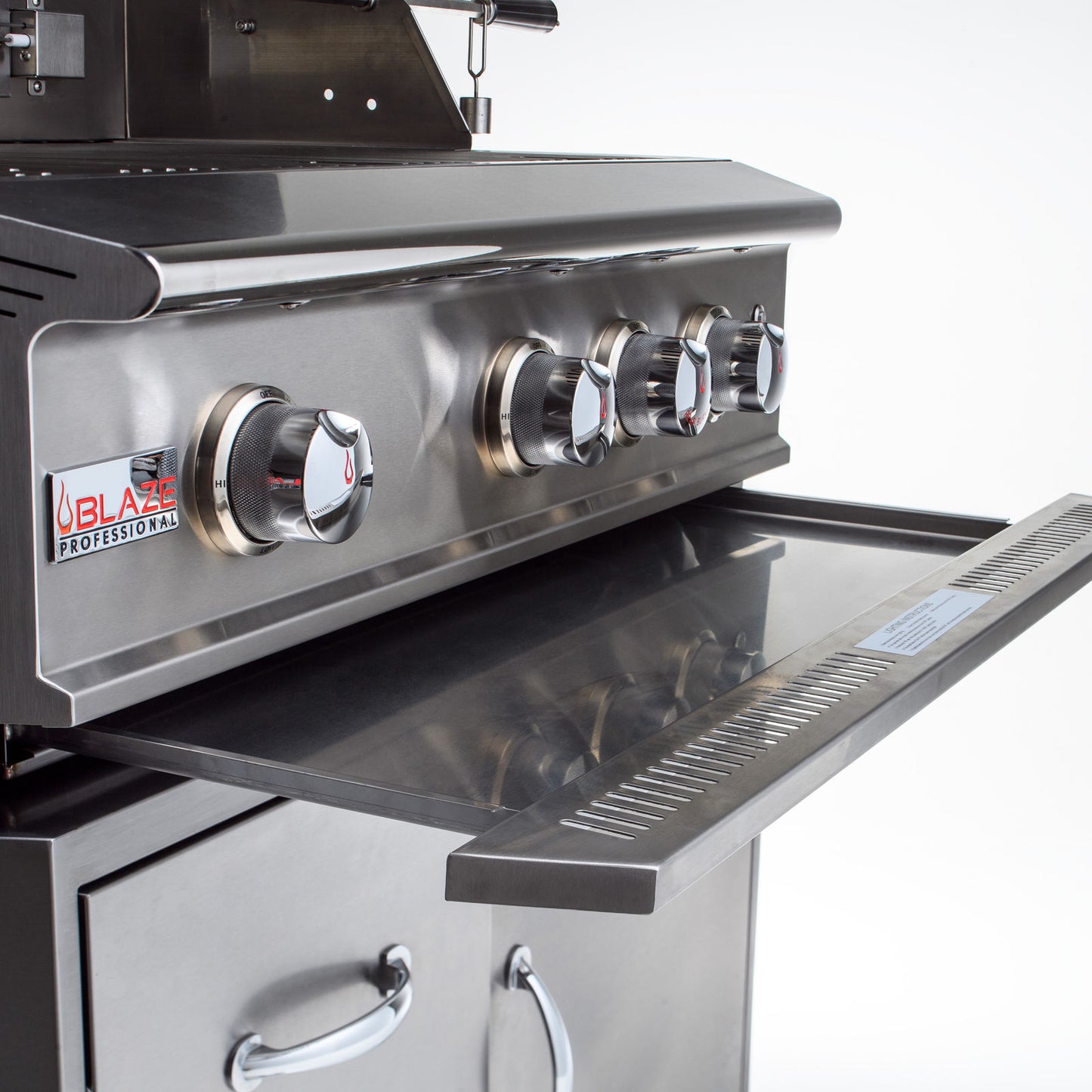 Blaze Professional 34-inch propane gas grill’s full-width slide-out drip tray for easy grease management and simplified cleanup.
