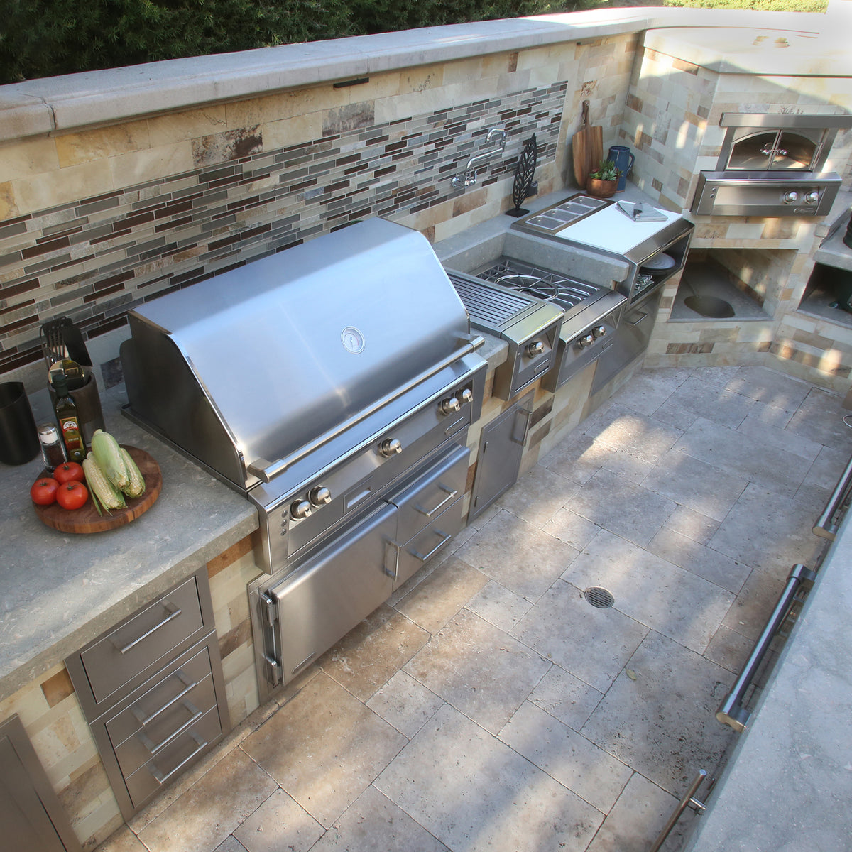 Alfresco