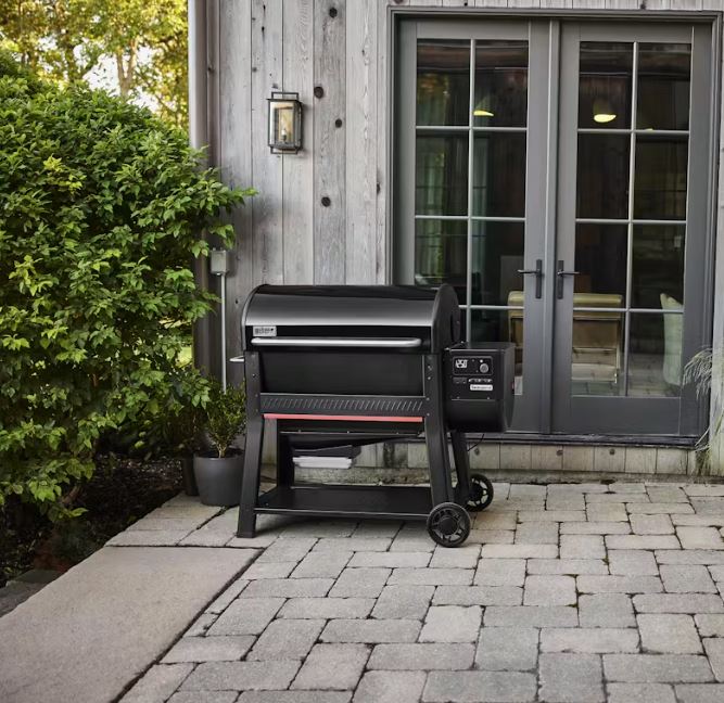 Weber Searwood XL 600 Pellet Grill