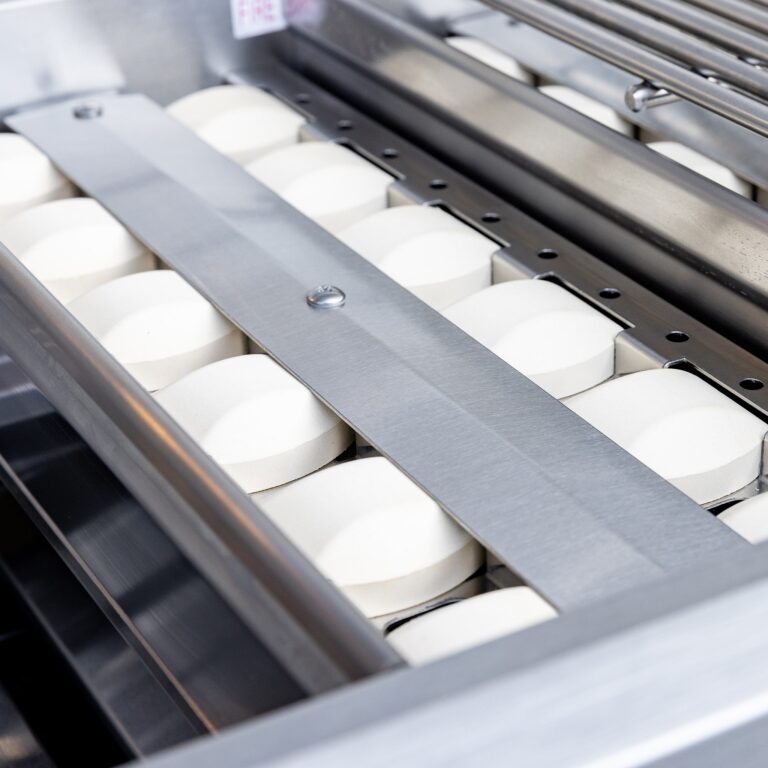 Summerset Sizzler Pro 32 Inch Natural Gas Grill