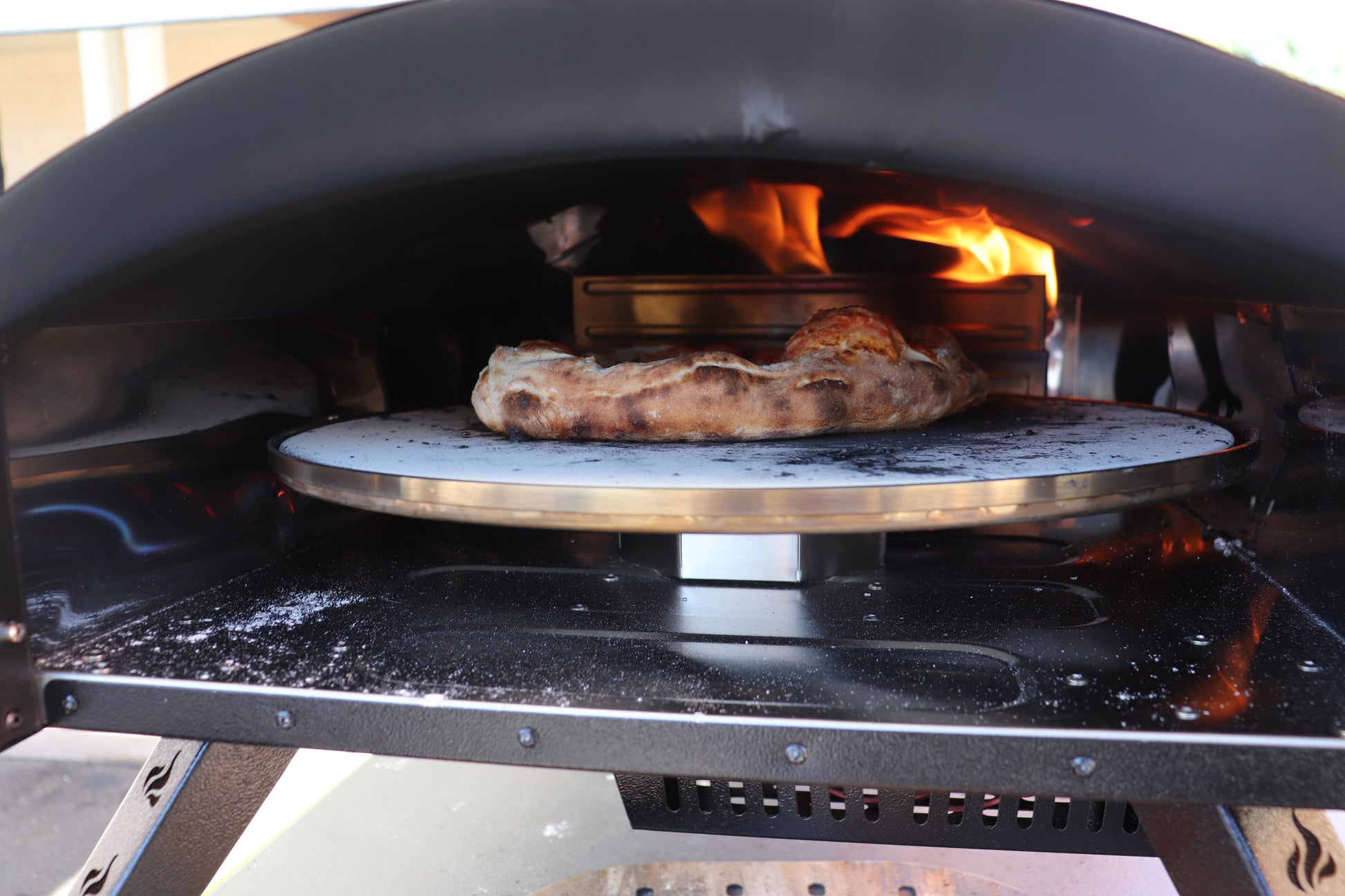 Bertello SimulFIRE 16 Inch Rotating Pizza Oven