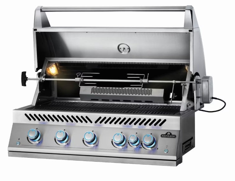Napoleon 700-Series 38 Inch Built In Grill - Propane